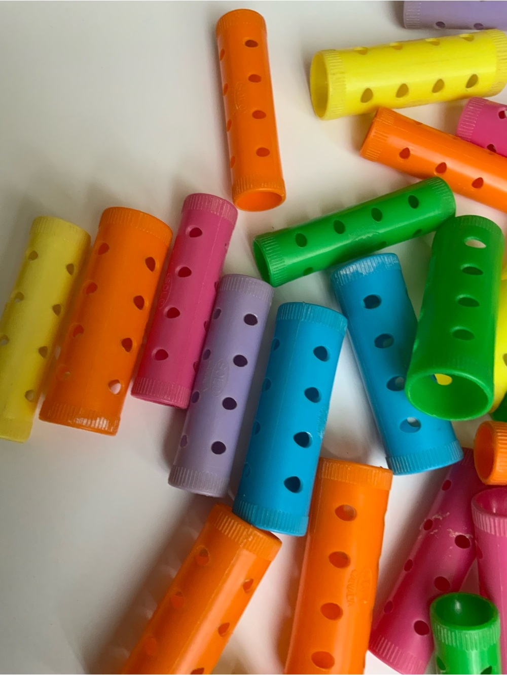 Vintage Multicolor Hair Curlers - Pack of Assorted Bright Colors - Picture 4 of 7
